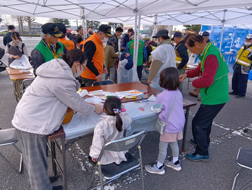 防災クイズ・ポンチョづくり(2)